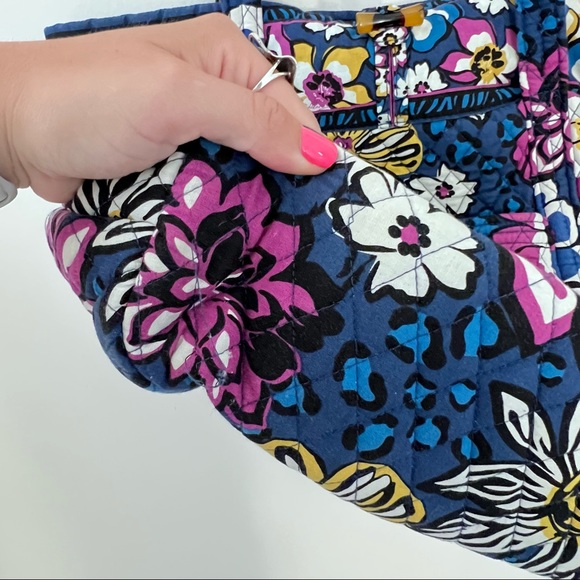 Vera Bradley Tote Bag - Picture 4 of 9